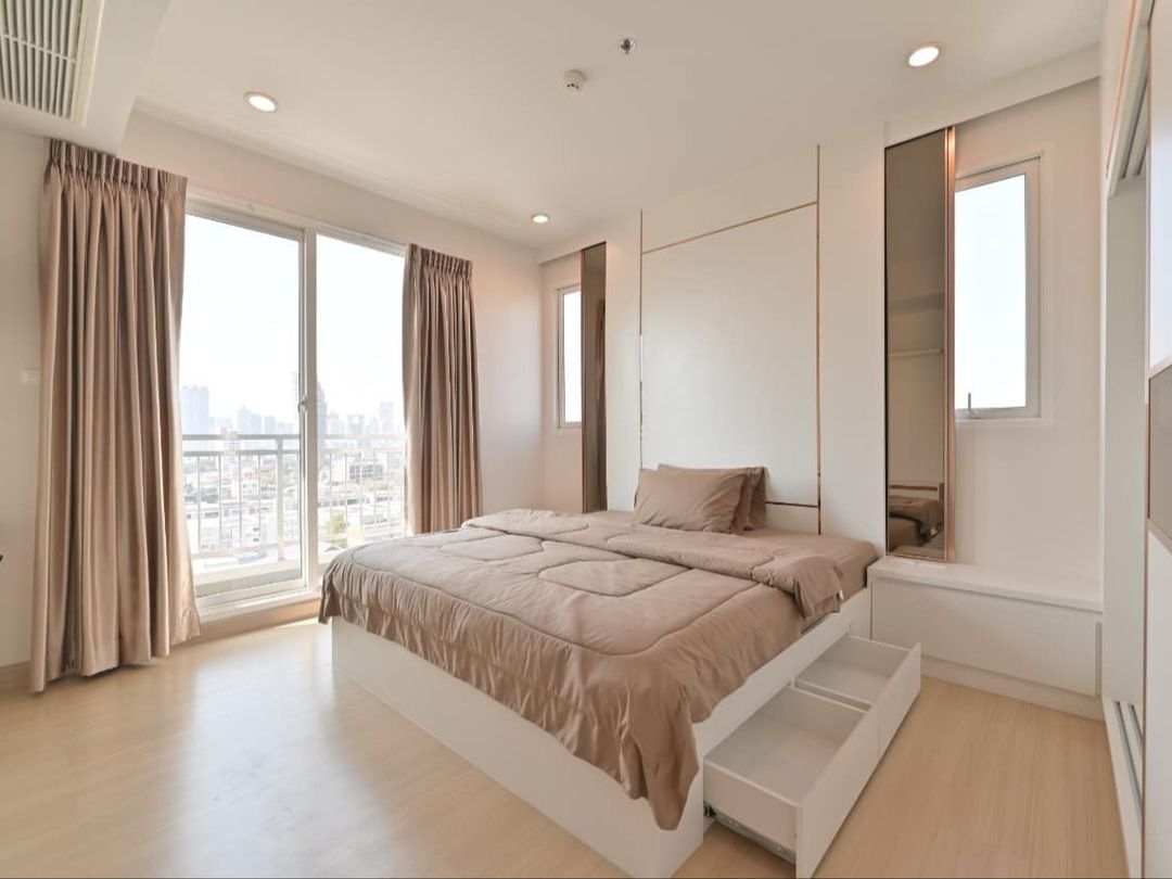 ศุภาลัย ไลท์ รัชดา นราธิวาส