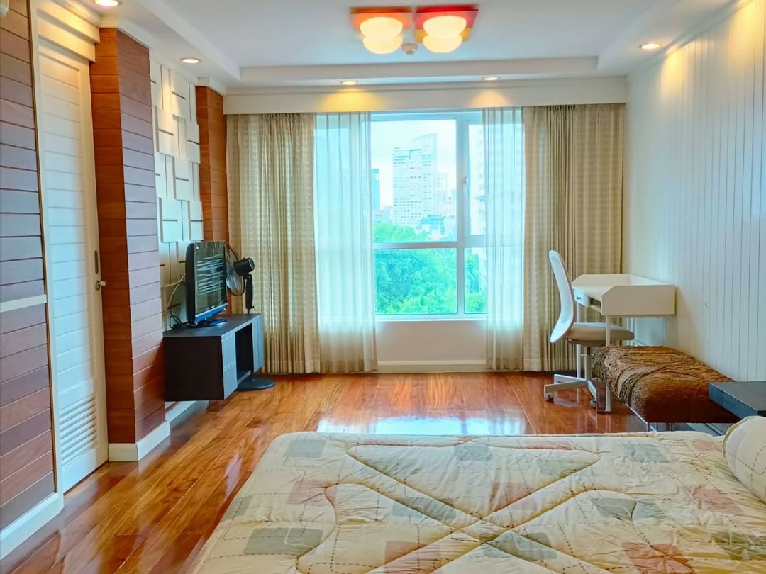 อเวนิว 61 คอนโดมิเนียม